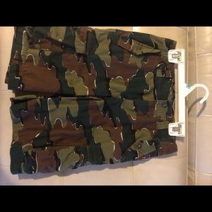 Boys Ralph Lauren cargo shorts! Size 10!